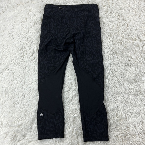 Lululemon Pace Rival Crop *22" Formation Camo Deep Coal Multi / Black - Picture 6 of 6
